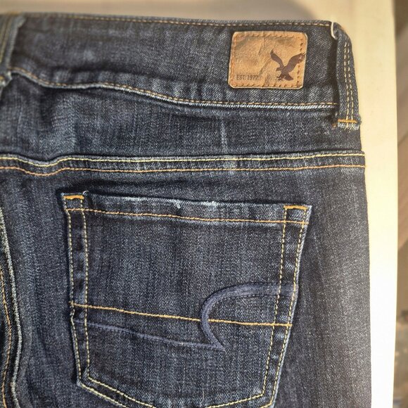 American Eagle Outfitters Ladie's Jeans in size 10 - Picture 12 of 16